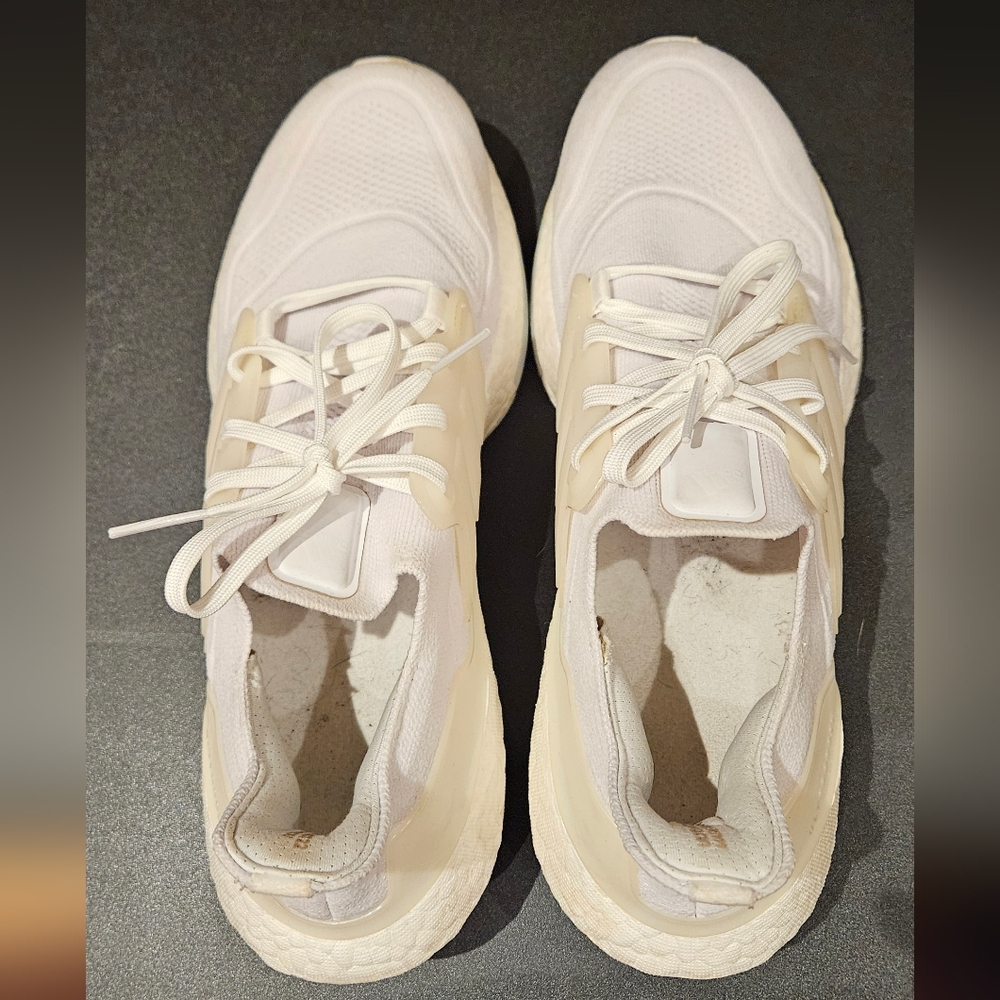 Adidas Lite Racer Adapt 5.0 Slip-On Sneakers – Triple White / Off-White Accent